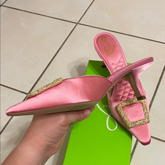 Sam Edelman Pink Satin Mules with Gold Buckle - Picture 4 of 9